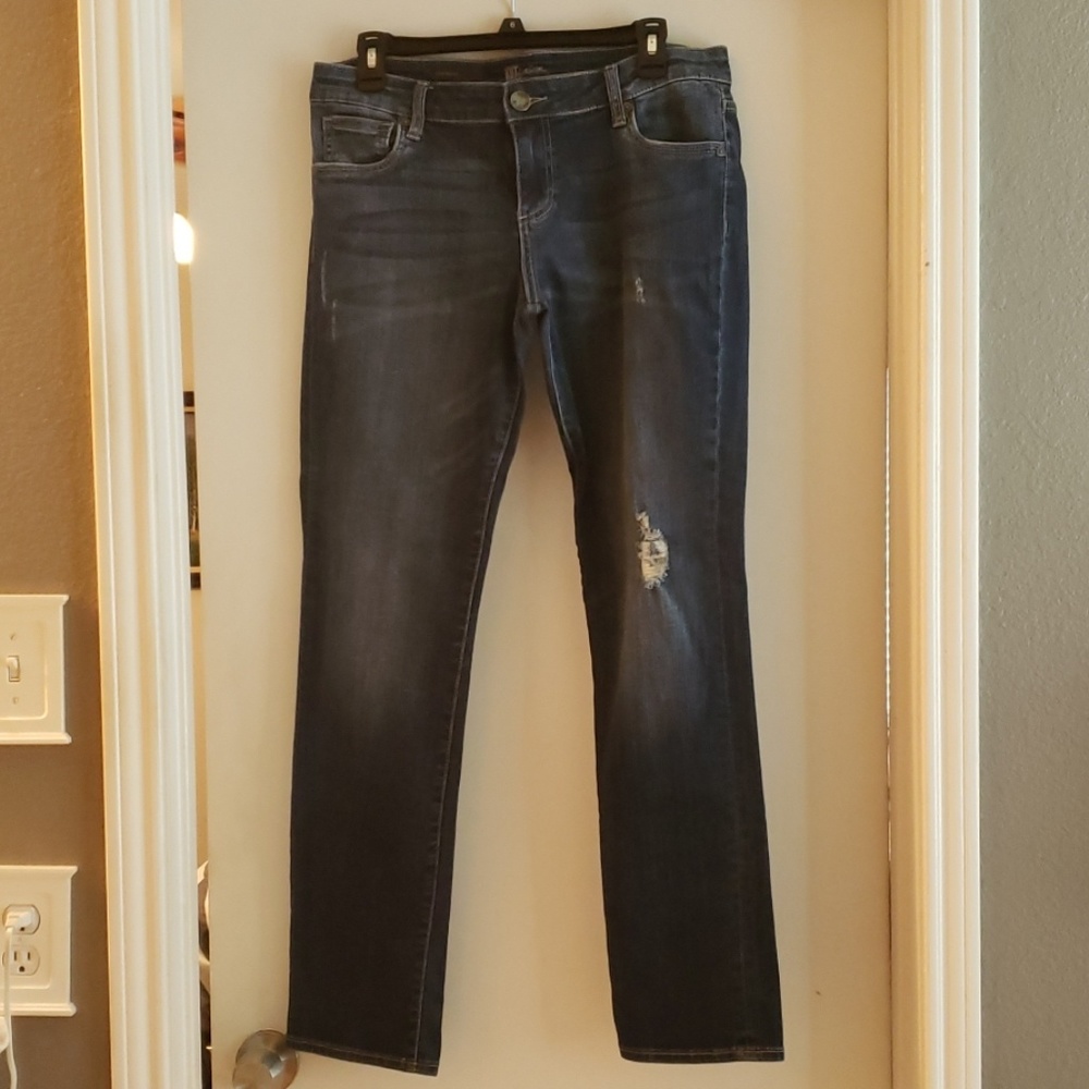 Kut from the Kloth Kate Distressed Boyfriend Jean